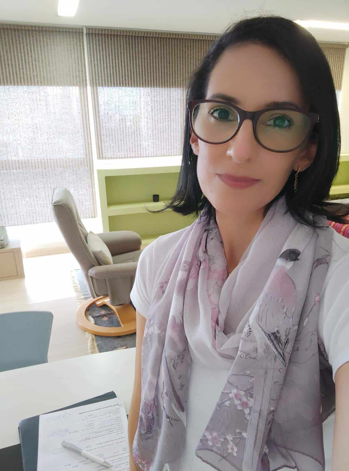 Terapeuta especialista em tratamento para ansiedade e Depressão em Brasília, D.F. - Kelly Vieira - Hipnoterapeuta Avançada